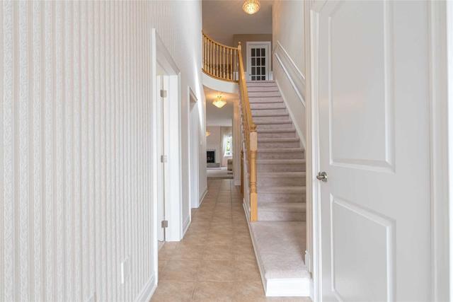 7 Covington Blue Cres, Townhouse with 3 bedrooms, 3 bathrooms and 2 parking in Wasaga Beach ON | Image 5