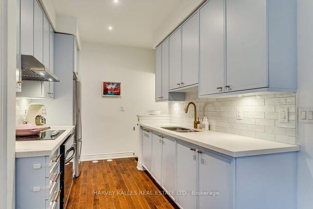 7 - 70 Hargrave Lane, Townhouse with 3 bedrooms, 3 bathrooms and 1 parking in Toronto ON | Image 7