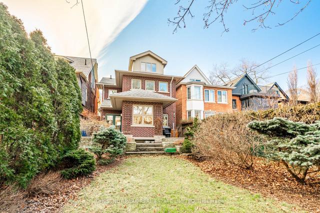 15 Edgewood Cres, House detached with 4 bedrooms, 3 bathrooms and 2 parking in Toronto ON | Image 32
