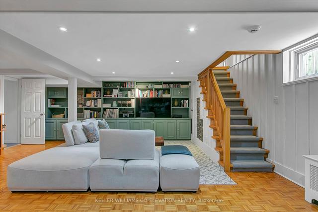 92 The Kingsway, House detached with 4 bedrooms, 4 bathrooms and 8 parking in Toronto ON | Image 25