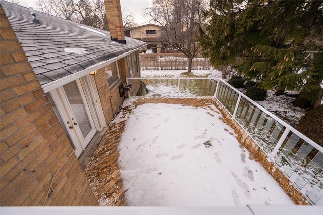20 Madoc Dr, House detached with 3 bedrooms, 4 bathrooms and 6 parking in Toronto ON | Image 13