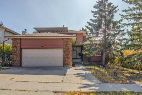 383 Silvergrove Drive Nw, House detached with 4 bedrooms, 4 bathrooms and 4 parking in Calgary AB | Card Image
