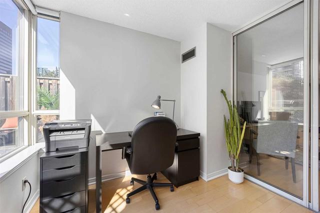 203 - 7 Bishop Ave, Condo with 1 bedrooms, 1 bathrooms and 1 parking in Toronto ON | Image 20