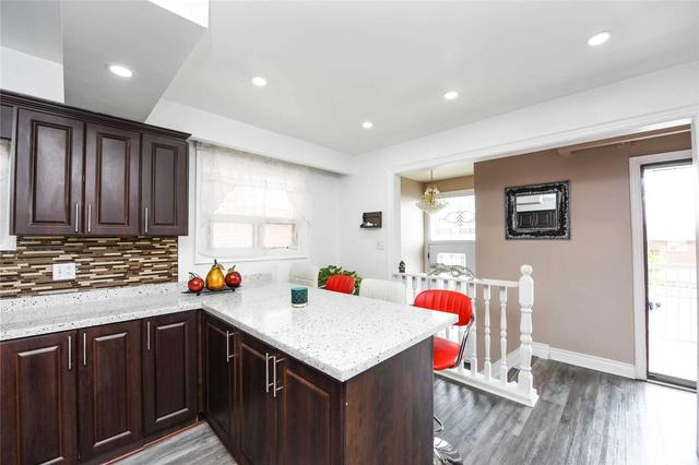 22 Brubeck Rd, House semidetached with 3 bedrooms, 2 bathrooms and 4 parking in Toronto ON | Image 19