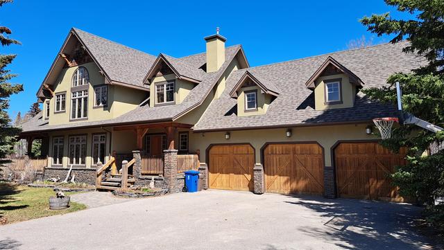 7 Westbluff Court, House detached with 4 bedrooms, 3 bathrooms and 8 parking in Rocky View County AB | Image 1