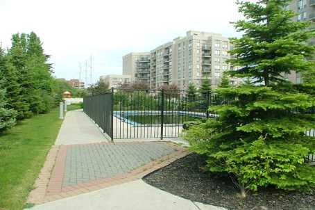 820 - 1720 Eglinton Ave E, Condo with 2 bedrooms, 3 bathrooms and 2 parking in Toronto ON | Image 9