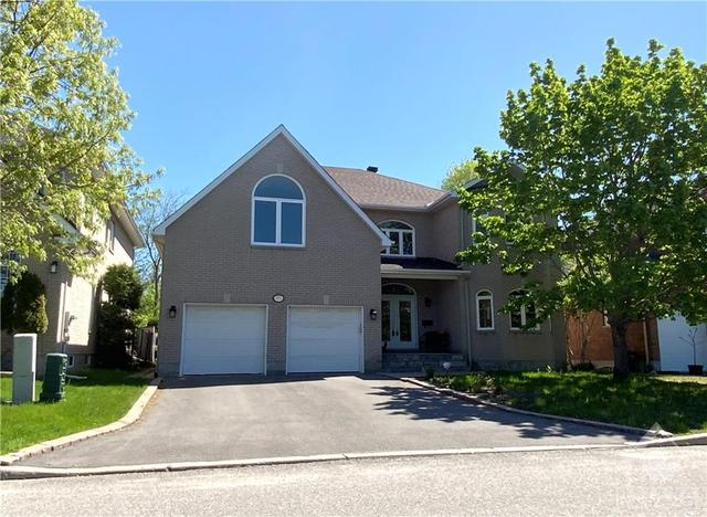 3504 Wyman Crescent, House detached with 5 bedrooms, 4 bathrooms and 6 parking in Ottawa ON | Card Image