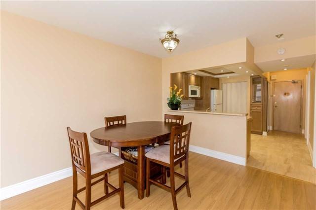 404 - 415 Locust St, Condo with 1 bedrooms, 1 bathrooms and 1 parking in Burlington ON | Image 6