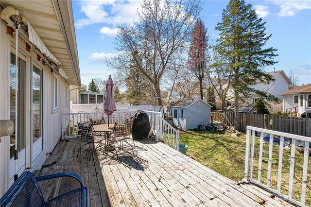 1028 Adley Road, House detached with 3 bedrooms, 2 bathrooms and 5 parking in Ottawa ON | Image 2