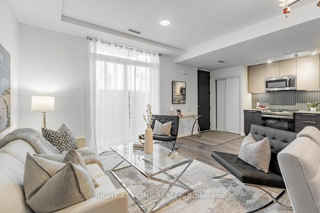16 - 15 Brin Dr, Townhouse with 3 bedrooms, 2 bathrooms and 1 parking in Toronto ON | Image 21