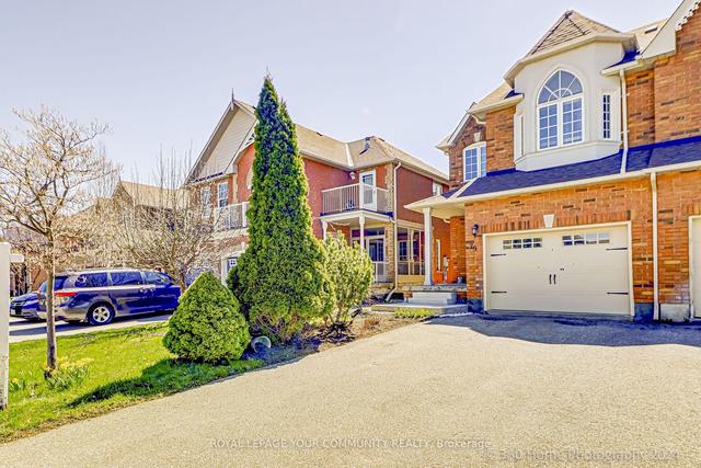 79 Antique Dr, House semidetached with 3 bedrooms, 3 bathrooms and 3 parking in Richmond Hill ON | Image 12
