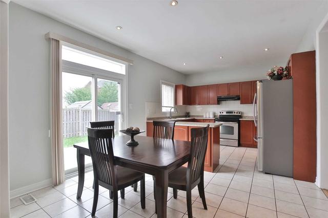 51 Hadfield Circ, House detached with 4 bedrooms, 5 bathrooms and 4 parking in Brampton ON | Image 11