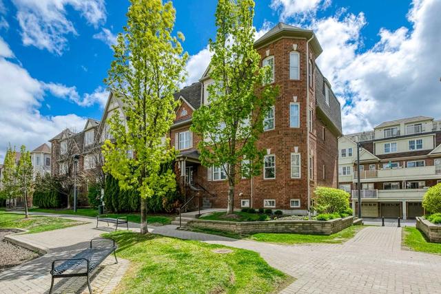unit 4 - 734 Neighbourhood Circ, Townhouse with 3 bedrooms, 2 bathrooms and 2 parking in Mississauga ON | Image 12