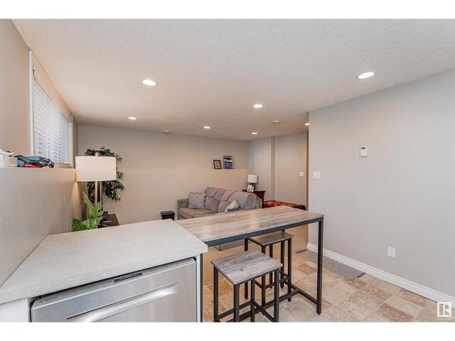 9808 83 Av Nw, House detached with 4 bedrooms, 2 bathrooms and null parking in Edmonton AB | Image 37