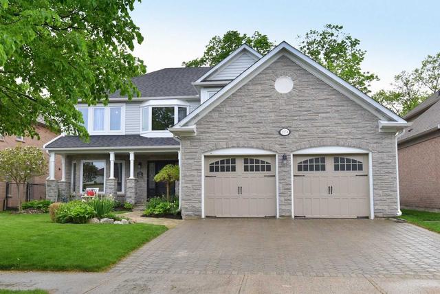 2054 Waterbridge Dr, House detached with 4 bedrooms, 5 bathrooms and 4 parking in Burlington ON | Image 1