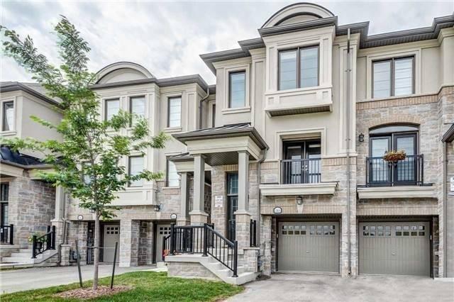 1066 Beachcomber Rd, House attached with 3 bedrooms, 5 bathrooms and 1 parking in Mississauga ON | Image 1