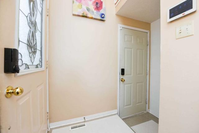 20 Saddletree Tr, House detached with 2 bedrooms, 2 bathrooms and 4 parking in Brampton ON | Image 18