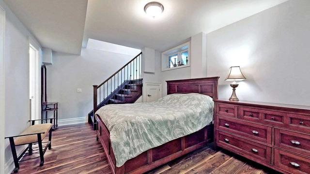 107 Burncrest Dr, House detached with 4 bedrooms, 5 bathrooms and 3 parking in Toronto ON | Image 25