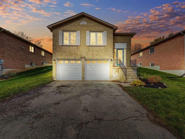 433 Scott Dr, House detached with 3 bedrooms, 2 bathrooms and 4 parking in Orangeville ON | Image 1