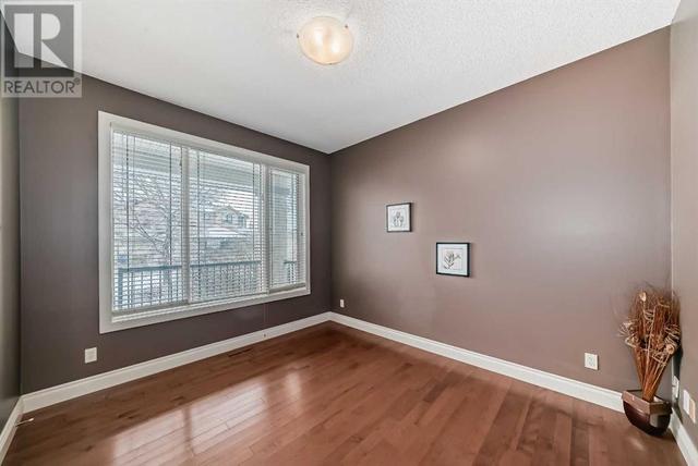 227 Everglade Circle Sw, House detached with 3 bedrooms, 3 bathrooms and 4 parking in Calgary AB | Image 17