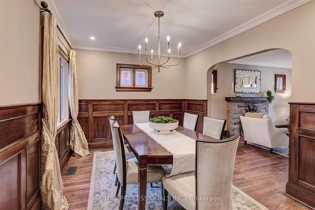 62 Willingdon Blvd, House detached with 3 bedrooms, 3 bathrooms and 3 parking in Toronto ON | Image 3