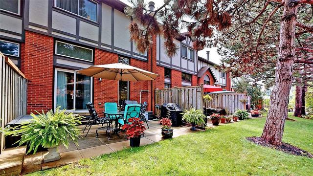 12 - 1764 Rathburn Rd E, Townhouse with 3 bedrooms, 2 bathrooms and 3 parking in Mississauga ON | Image 14