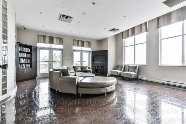 3009 - 25 The Esplanade St, Condo with 2 bedrooms, 1 bathrooms and 0 parking in Toronto ON | Image 20