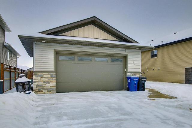 34 Aztec Crescent, House detached with 3 bedrooms, 2 bathrooms and 4 parking in Red Deer County AB | Image 2