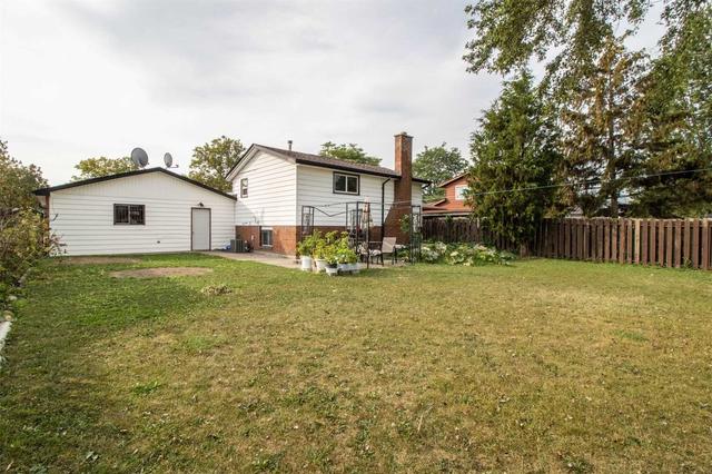3415 Forest Glade Dr, House detached with 3 bedrooms, 2 bathrooms and 4 parking in Windsor ON | Image 17