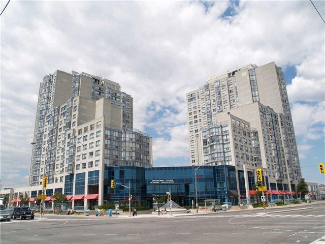 1003 - 2550 Lawrence Ave E, Condo with 2 bedrooms, 2 bathrooms and 1 parking in Toronto ON | Image 1