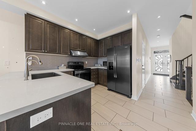 142 Sky Harbour Dr, House attached with 3 bedrooms, 4 bathrooms and 3 parking in Brampton ON | Image 40