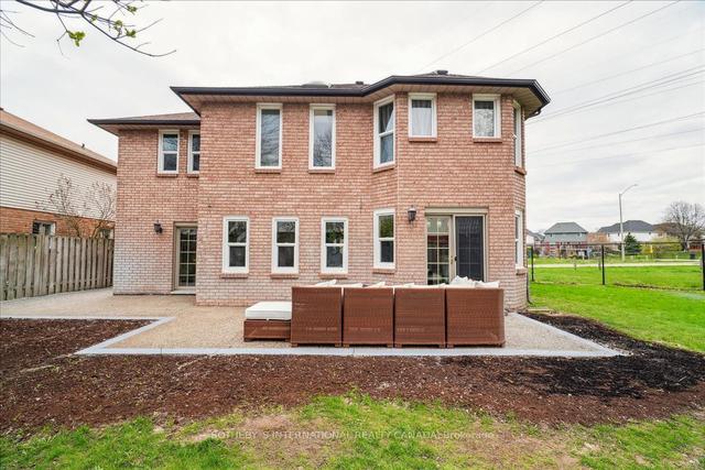 2227 Headon Rd, House detached with 4 bedrooms, 4 bathrooms and 5 parking in Burlington ON | Image 33