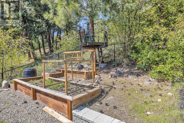 2406 Cobblestone Road, House detached with 5 bedrooms, 3 bathrooms and 2 parking in West Kelowna BC | Image 37