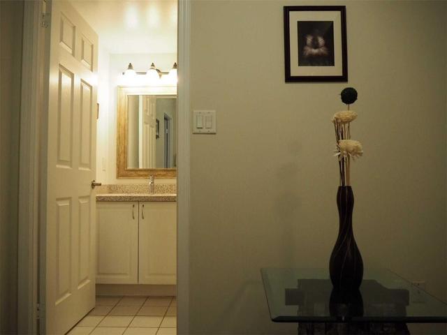 1122 - 5 Everson Dr, Townhouse with 1 bedrooms, 1 bathrooms and 1 parking in Toronto ON | Image 4