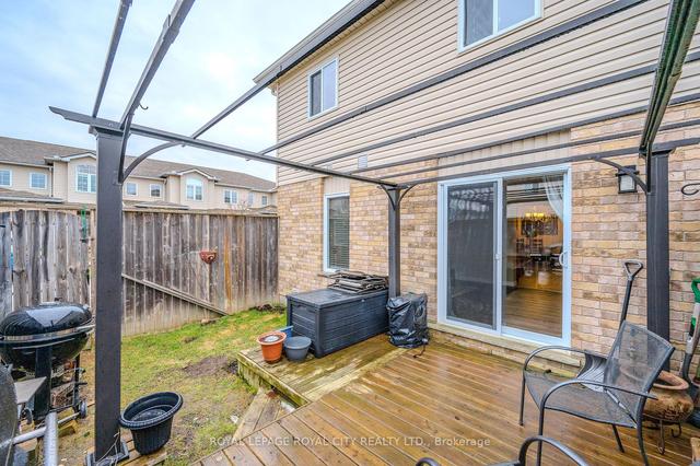 36 - 20 Shackleton Dr N, Townhouse with 3 bedrooms, 4 bathrooms and 2 parking in Guelph ON | Image 30