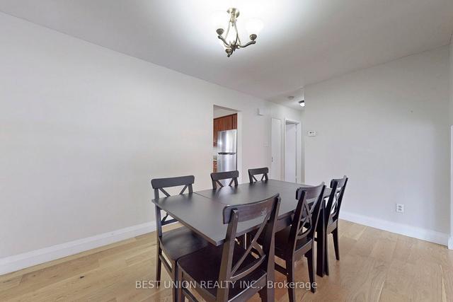 102 - 4 Litchfield Crt, Townhouse with 4 bedrooms, 2 bathrooms and 2 parking in Toronto ON | Image 4