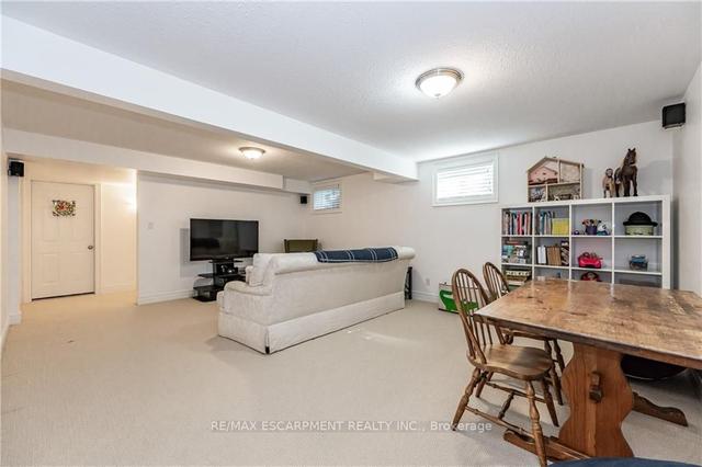 79 Woodside Rd, House detached with 3 bedrooms, 3 bathrooms and 4 parking in Guelph ON | Image 20