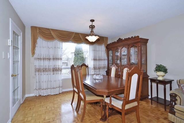 24 Thurso Clse, House semidetached with 3 bedrooms, 2 bathrooms and 3 parking in Vaughan ON | Image 34