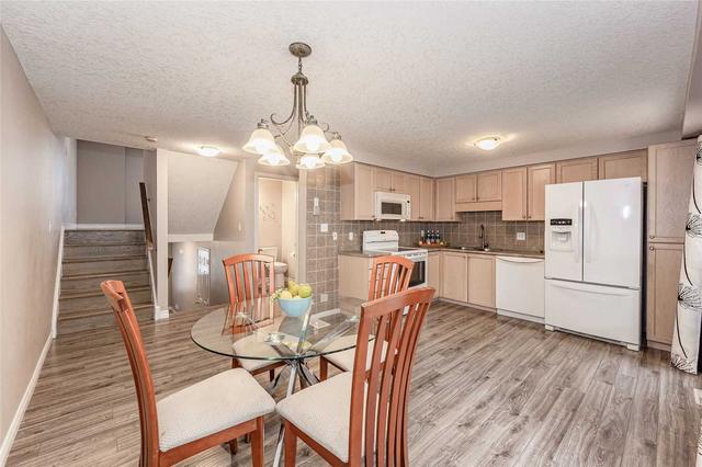 9 Snowdrop Cres, House attached with 3 bedrooms, 3 bathrooms and 3 parking in Kitchener ON | Image 37