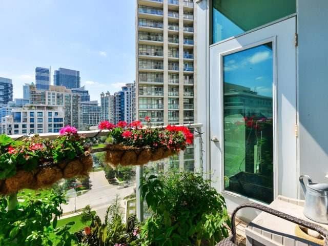 1003 - 2067 Lake Shore Blvd W, Condo with 2 bedrooms, 3 bathrooms and 1 parking in Toronto ON | Image 16