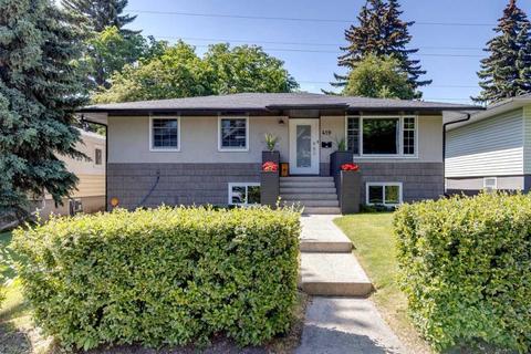 419 49 Avenue Sw, House detached with 5 bedrooms, 2 bathrooms and 2 parking in Calgary AB | Card Image