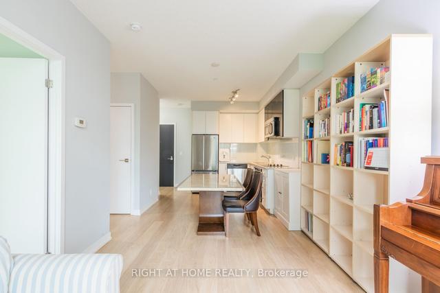 416 - 98 Lillian St, Condo with 1 bedrooms, 1 bathrooms and 1 parking in Toronto ON | Image 3