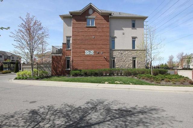 1 - 3380 Thomas St W, Townhouse with 3 bedrooms, 4 bathrooms and 2 parking in Mississauga ON | Image 3