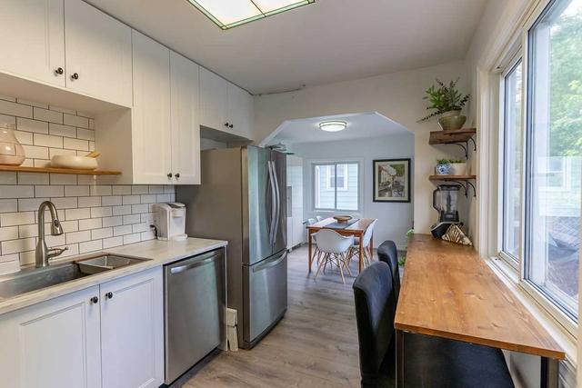 214 East 27th St, House detached with 2 bedrooms, 1 bathrooms and 3 parking in Hamilton ON | Image 9