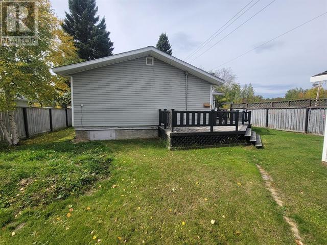 1895 63 Street, House detached with 3 bedrooms, 1 bathrooms and 10 parking in Edson AB | Image 21