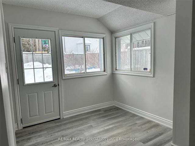 unit 2 - 15958 Airport Rd, House detached with 3 bedrooms, 2 bathrooms and 4 parking in Caledon ON | Image 1