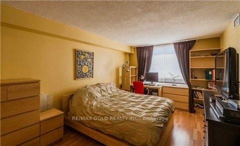 1711 - 633 Bay St, Condo with 1 bedrooms, 2 bathrooms and 0 parking in Toronto ON | Image 5