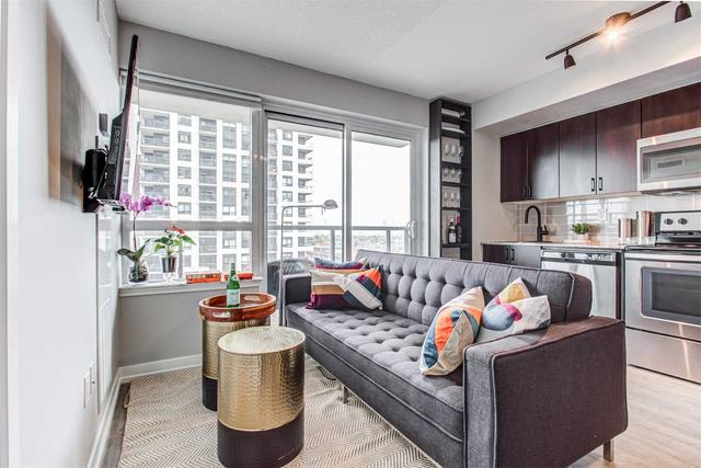 1310 - 1420 Dupont St, Condo with 2 bedrooms, 1 bathrooms and 1 parking in Toronto ON | Image 19