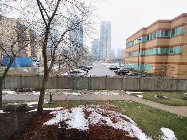 205 - 25 Fairview Rd W, Condo with 2 bedrooms, 2 bathrooms and 2 parking in Mississauga ON | Image 15