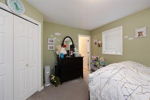 8 - 240 Laffont Way, Home with 3 bedrooms, 3 bathrooms and 2 parking in Wood Buffalo AB | Image 6